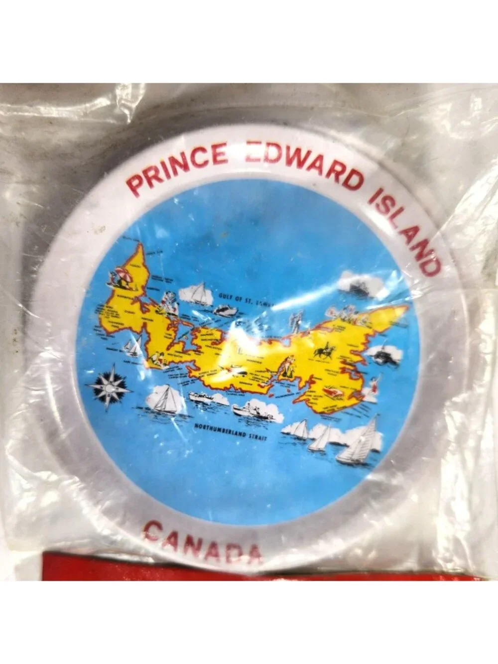 Set of Four Coasters Canada Prince Edward Island Map Gold-Tone Backing